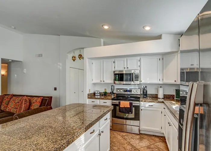 Route 66 Oasis In Downtown With Heated Pool & Mini Golf Holiday home Gilbert