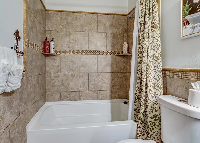 Holiday home Route 66 Oasis In Downtown With Heated Pool & Mini Golf *