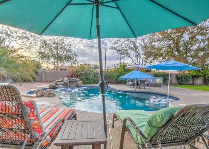 Route 66 Oasis In Downtown With Heated Pool & Mini Golf *